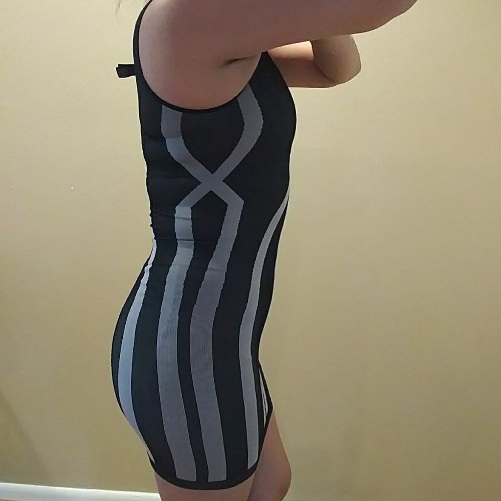 Forever21 Bodycon - Picture 2 of 2